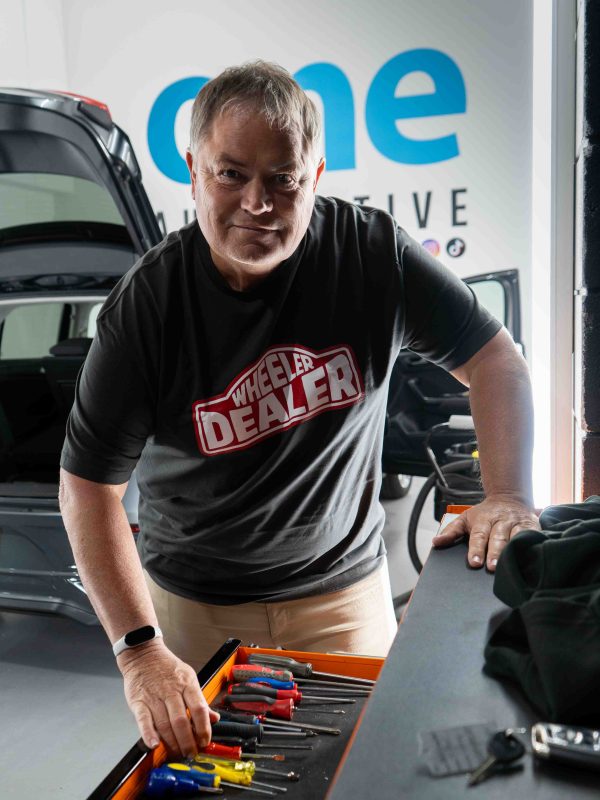 Wheeler Dealer Mike Brewer Merch (1 of 3) Wheeler Dealer Logo Tee